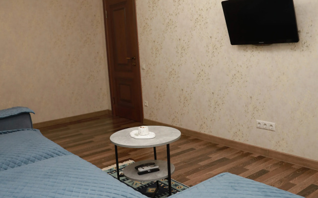 Kavkazskaya 18 Flat