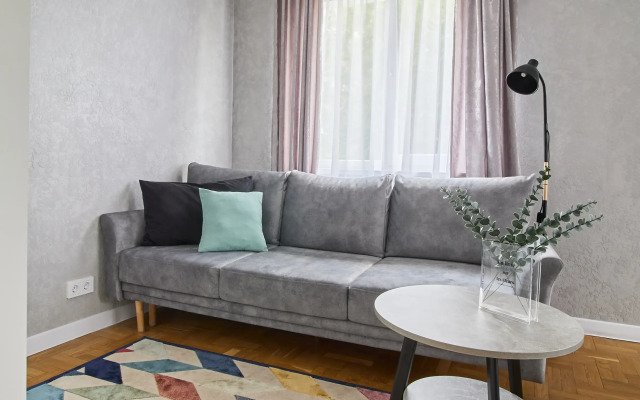 Апартаменты Grey на ул. Ванеева с самозаселением