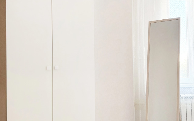 Na Vzlyotnoy Ulitse 7l Flat