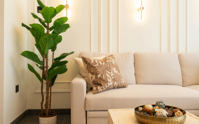 Апартаменты Premium 1BR Oasis – City Views & Pool Access