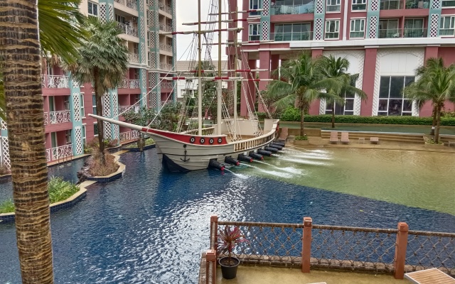 Grande Caribbean Condo Apartments