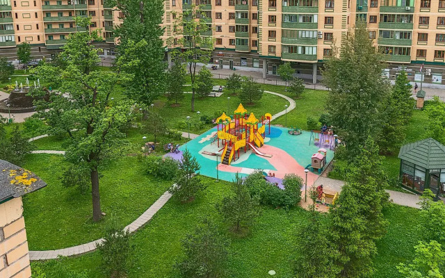 Shokolad U Mts Almazova Flat