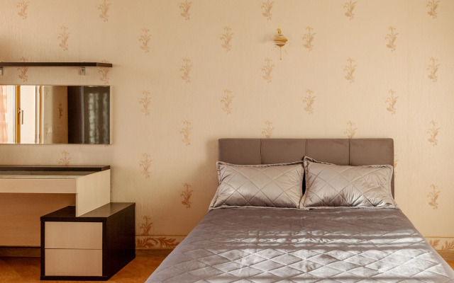 Квартира 2-х к. кв. В 15 минутах от центра