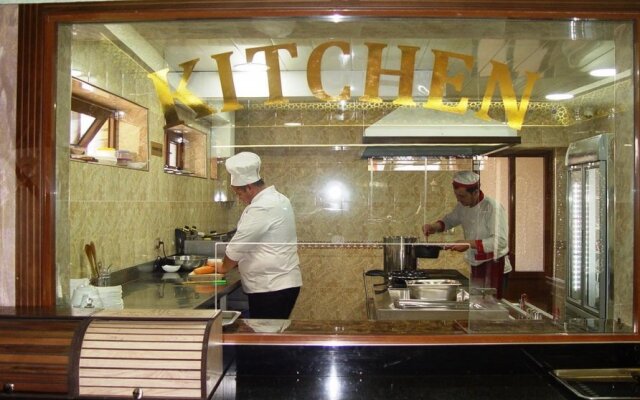 Edem Plaza Hotel