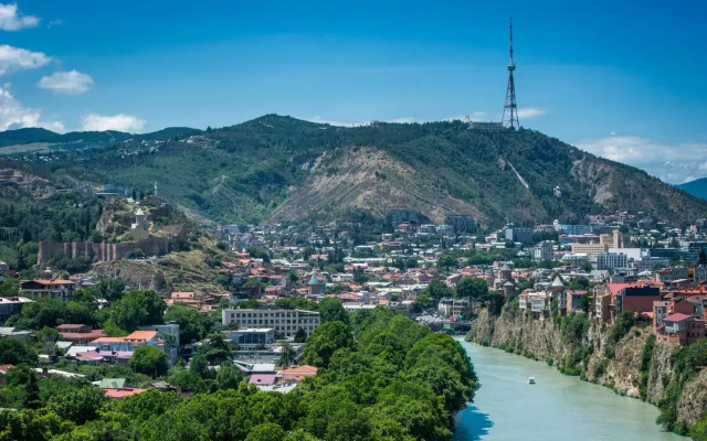 Hotel Golden Tulip Design Tbilisi