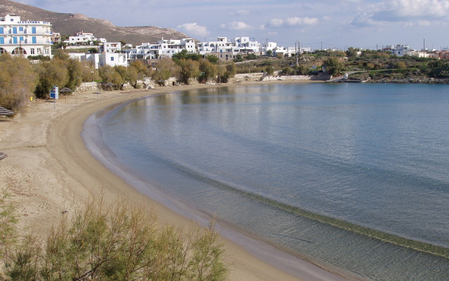 Manos Apartments