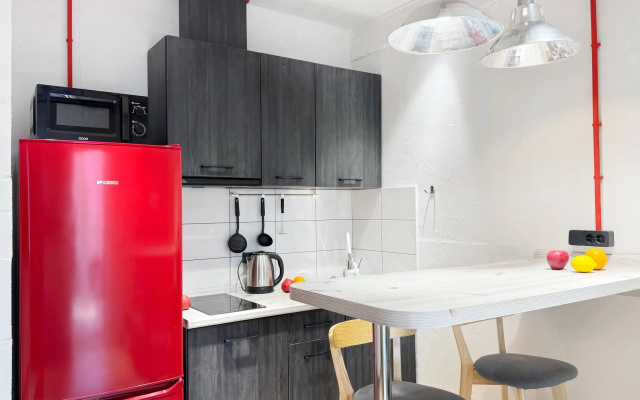 Kvartira 2-h komnatnaa Kvartira v Stile LOFT s panoramnoj lodziej