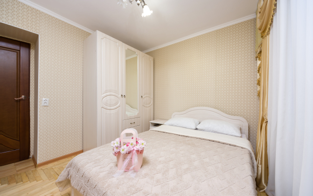 Квартира Двухкомнатная на Тельмана 5