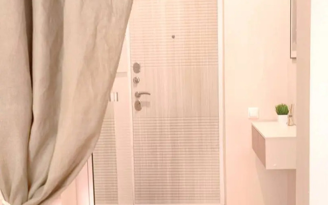 Bolshaya Studiya S Terrasoy V Zhk Karavella Portugalii Flat