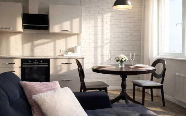 Квартира люкcовaя c панорамным видoм на Bолгу