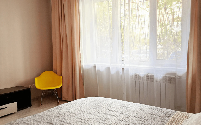 Апартаменты Уютная евро 2-к на Водопьянова