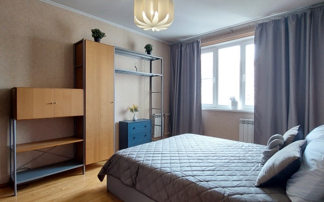 Prostornaya kvartira ryadom s m. Mitino Flat