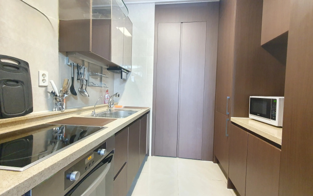 Apartamenty 14j etaz s sikarnym vidom na Mecet' Hazret Sultan
