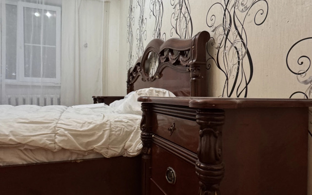 Квартира Двухкомнатная Кирова 6