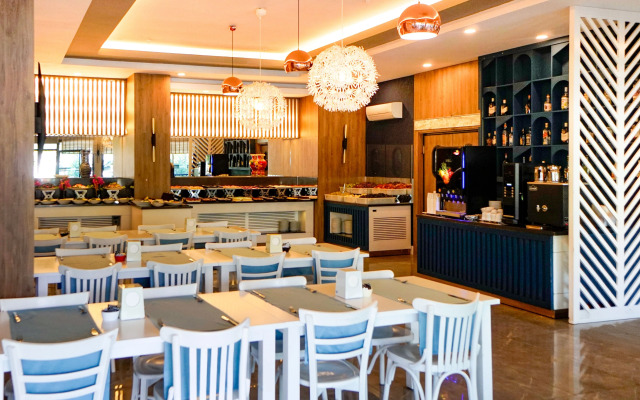 Отель Istanbul Beach