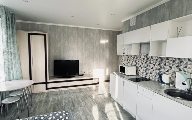 Квартира Прекрасная, уютная студия с красивым видом из окна