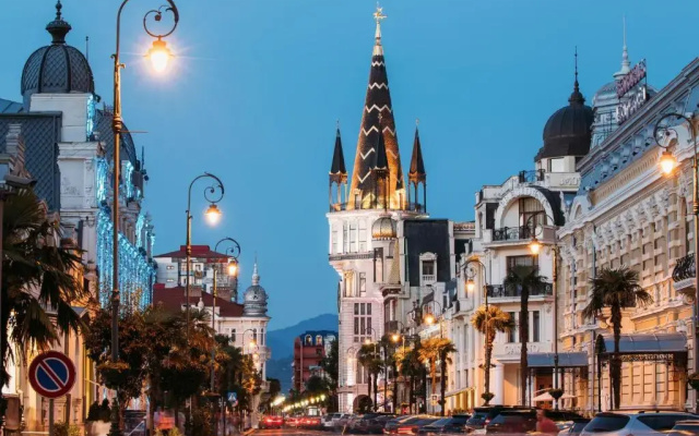 Отель Indigo Batumi Old Town by IHG