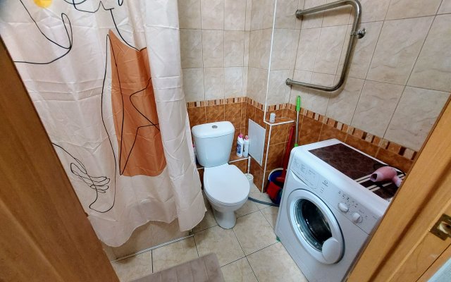 Kvartira U Tts Ostrov Apartments