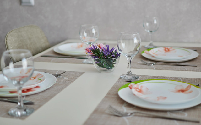 S Yantarnoy Saunoy Prestige Pro Apartments