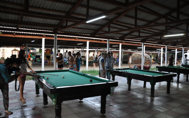 Atlant Holiday Village Hotel