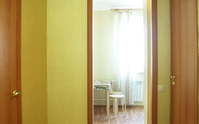 Osennij Bulvar 7k2 Apartments