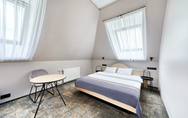 Отель Тесла