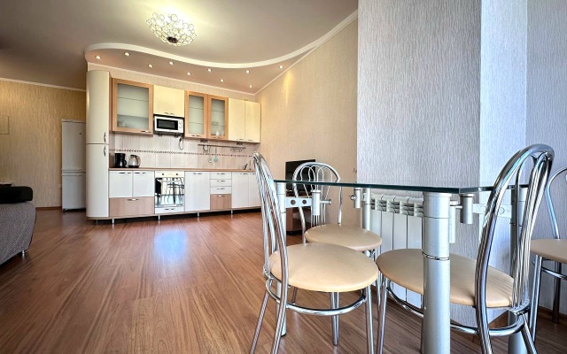 Квартира двухкомнатная на Молодежном рядом с Ледовой Ареной