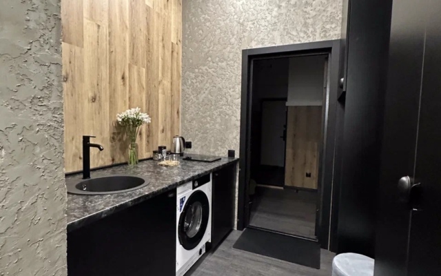 Апартаменты Двухуровневая Студия Лофт на Маяковского 17