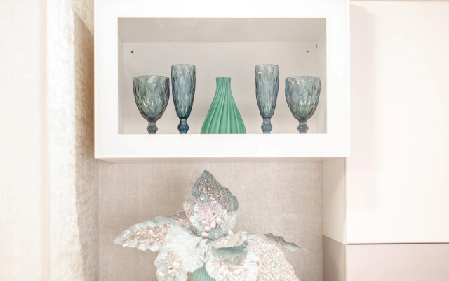 Chetyrekhmestnye Studiya Komfort Apartments