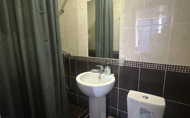 Dva Kapitana Guest House