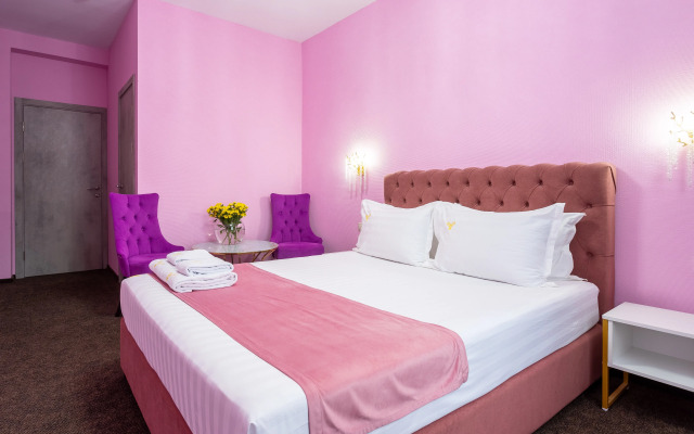 Sova Na Profsoyuznoy Hotel