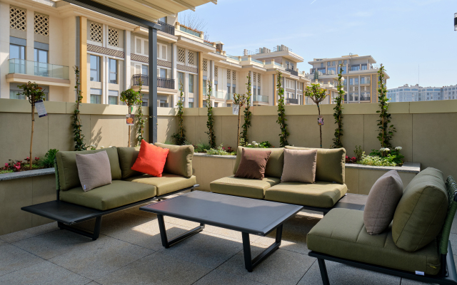 Stylo Residences & Suites Apart Hotel