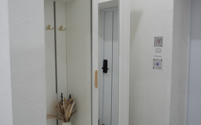 Апартаменты на Светлой 18 (204)