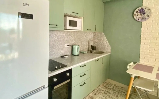 S Uyutnym Interyerom Flat