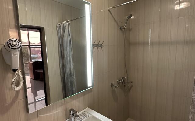Kub Guest House