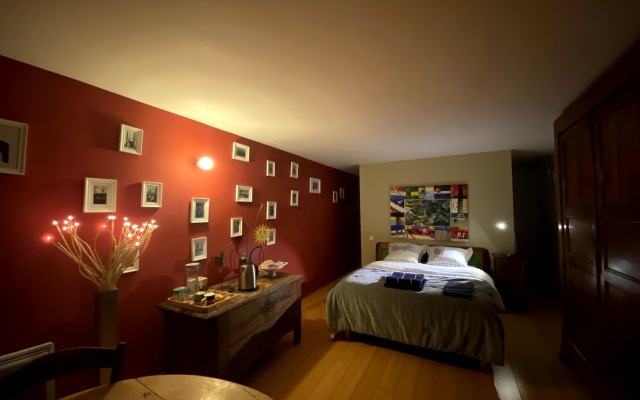 Homestay Le Corbusier 254 Rue 5 Guest House