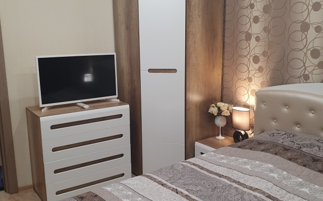 Апартаменты на Коммунистической 9