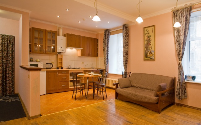 Апартаменты на Марата 22