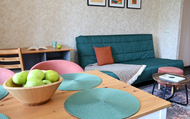 Апартаменты студия в центре ЖК Clover hose