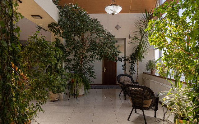 Отель 40-й Меридиан Яхт-клуб