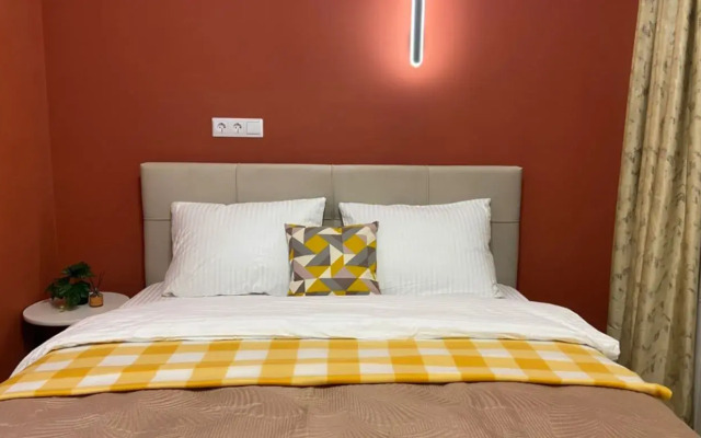 Апартаменты Эль Апарт на Содружества 66/110