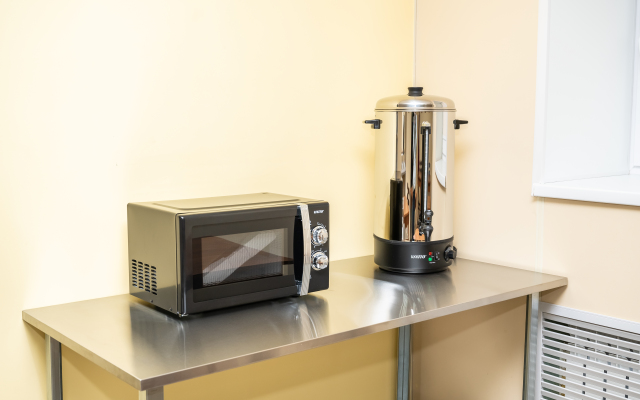 Отель Первомайский