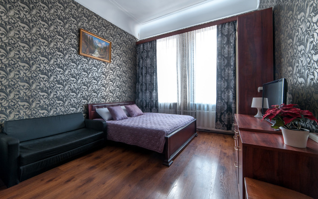 Na Vasileostrovskoy Guest house