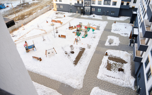 Квартира на улице Хрустальногорская 93