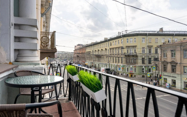 Апарт-Отель LetYourFlat Favorite Avenue