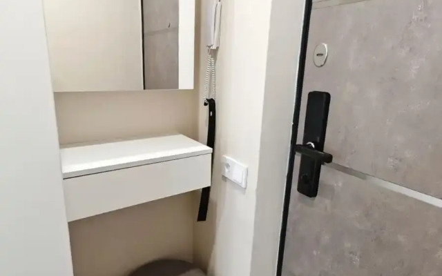 Studiya v Zhk Letniy s vidom na les Apartments