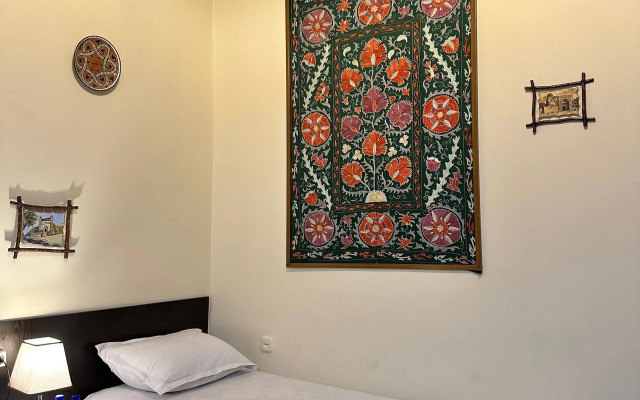 Al Bukhari Hotel Guest house