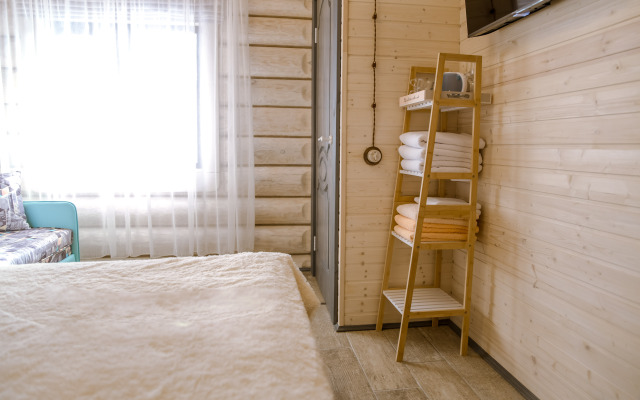 Paratunka Guest House