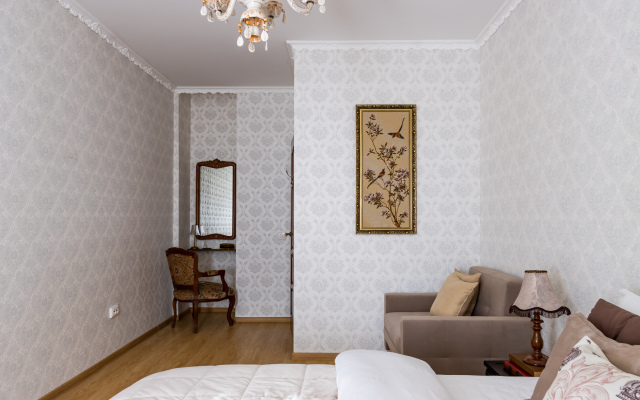 Апартаменты Aristocrat Flat