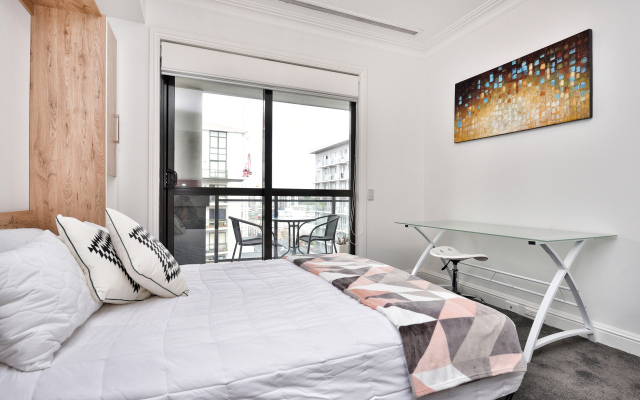 Апартаменты Downtown Auckland Furnished